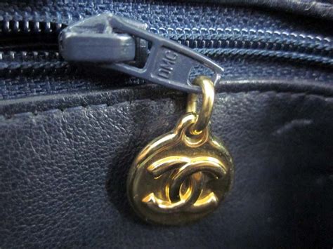 chanel bag zipper|authenticating chanel bags.